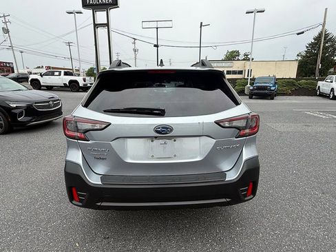 Used 2021 Subaru Outback Premium AWD/4WD image 4