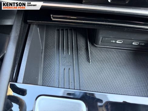 Used 2025 Volkswagen Atlas SE image 25