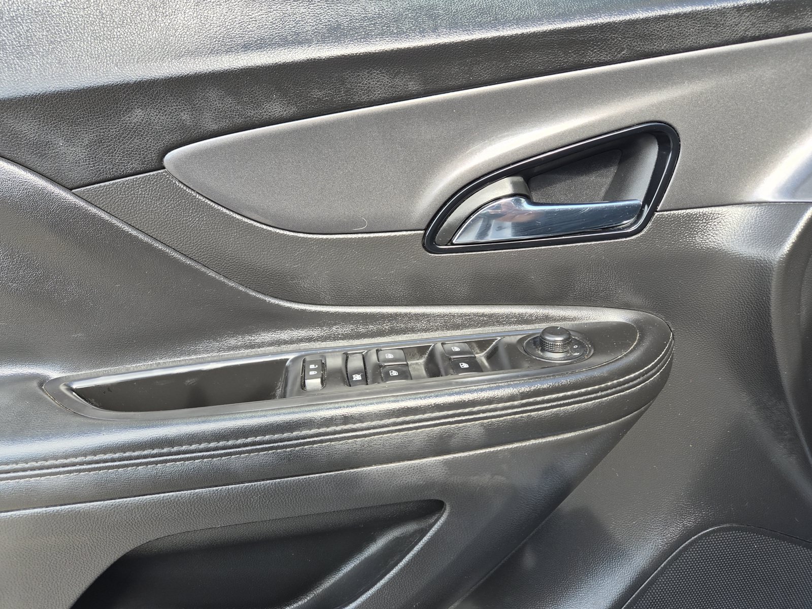 Used 2019 Buick Encore Preferred FWD image 16