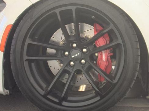 Used 2020 Dodge Charger SRT Hellcat w/ Harman/Kardon Audio Group RWD image 7