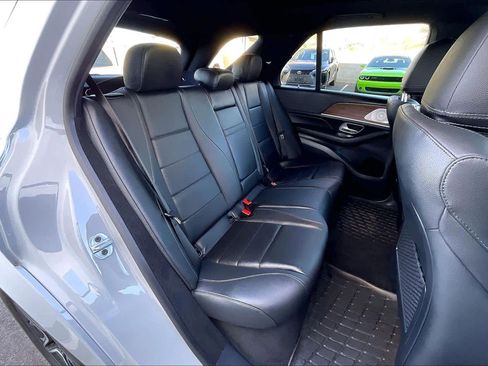 Used 2025 Mercedes-Benz GLE 450 4MATIC image 19