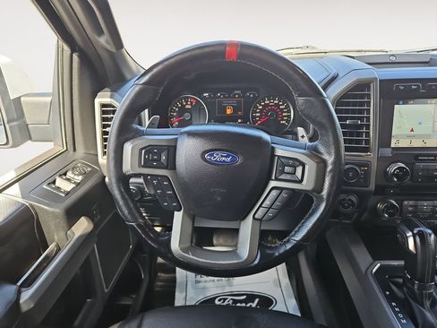 Used 2018 Ford F150 Raptor w/ Equipment Group 802A Luxury AWD/4WD image 12