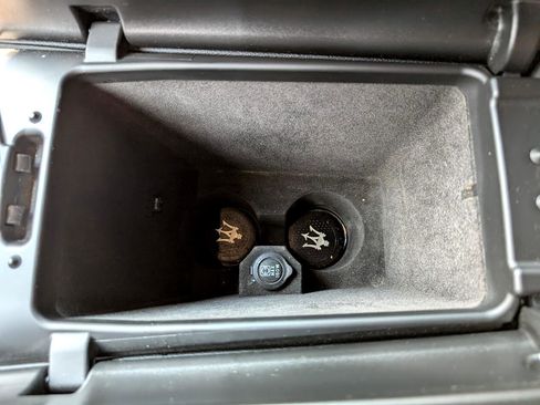 Used 2019 Maserati Levante image 29