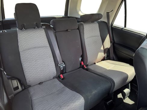 Used 2016 Toyota 4Runner SR5 AWD/4WD image 17