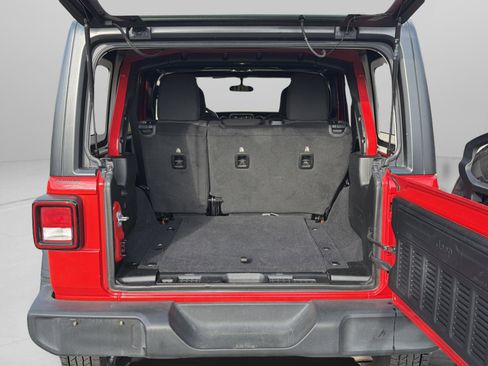 Used 2020 Jeep Wrangler Unlimited Sport image 26