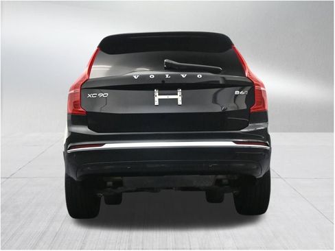 Used 2024 Volvo XC90 B6 Plus AWD/4WD image 28