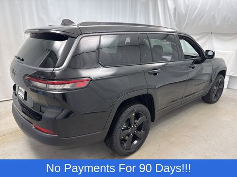 New 2026 Jeep Grand Cherokee L Limited w/ Limited Altitude Package AWD/4WD image 3