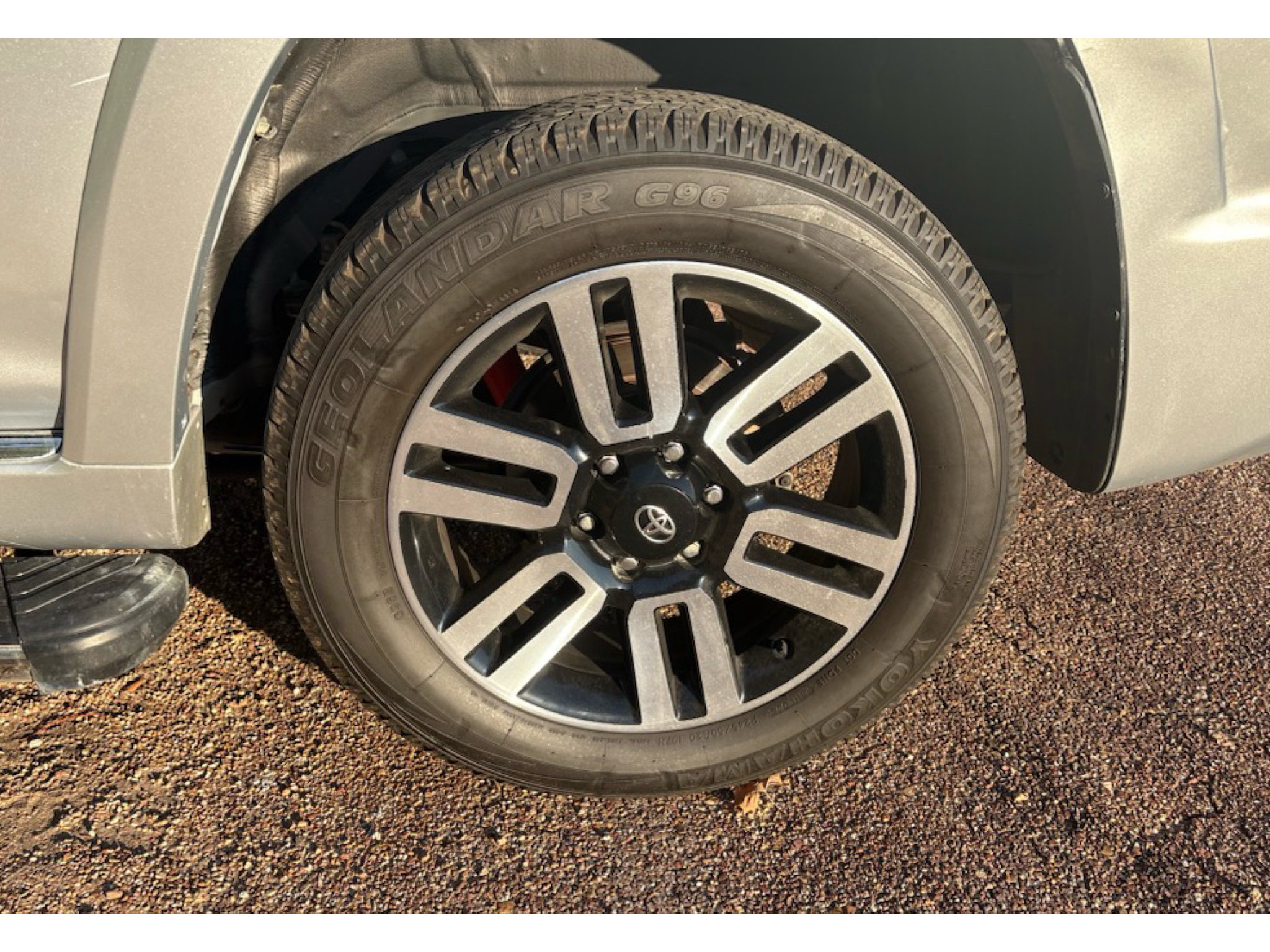 Used 2023 Toyota 4Runner Limited RWD image 2