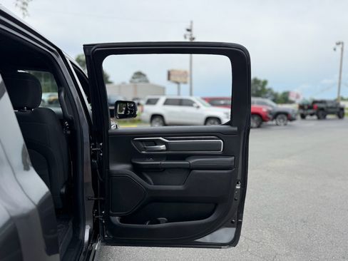 Used 2022 RAM 1500 Big Horn AWD/4WD image 28