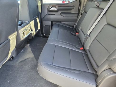 New 2026 GMC Sierra 1500 SLT w/ SLT Premium Package image 14