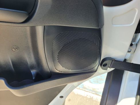 Used 2025 RAM ProMaster 2500 w/ U-Haul Equipment Group FWD image 19