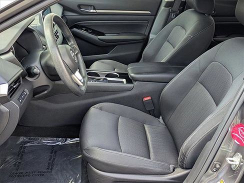 Used 2021 Nissan Altima 2.5 SV FWD image 15