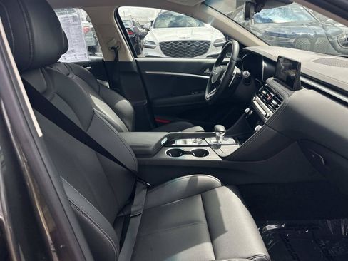 Used 2026 Genesis G70 2.5T RWD image 40
