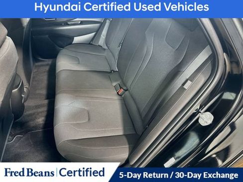 Certified 2024 Hyundai Elantra SE FWD image 16
