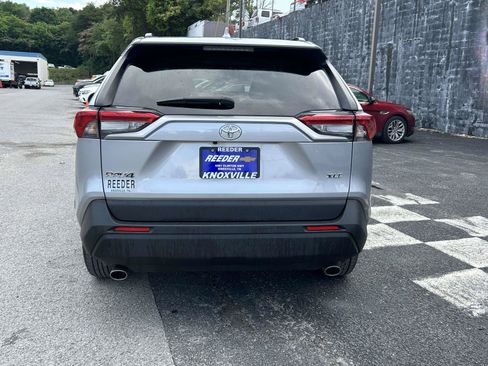 Used 2025 Toyota RAV4 XLE FWD image 4