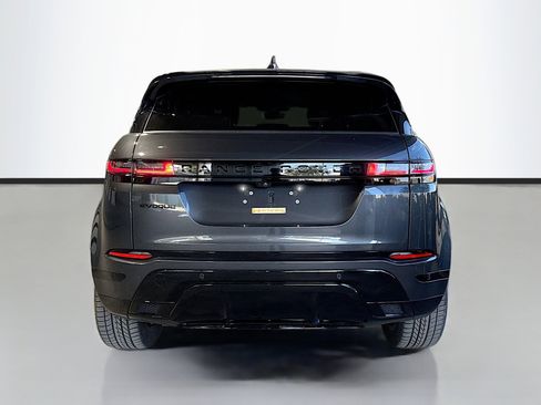 Used 2025 Land Rover Range Rover Evoque Dynamic SE image 4