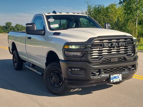 New 2026 RAM 2500 Tradesman AWD/4WD image 5