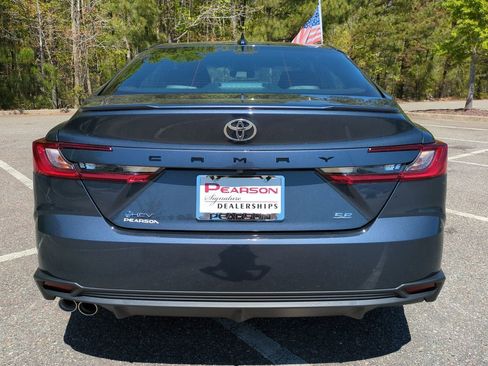 Used 2026 Toyota Camry SE w/ Convenience Package FWD image 5