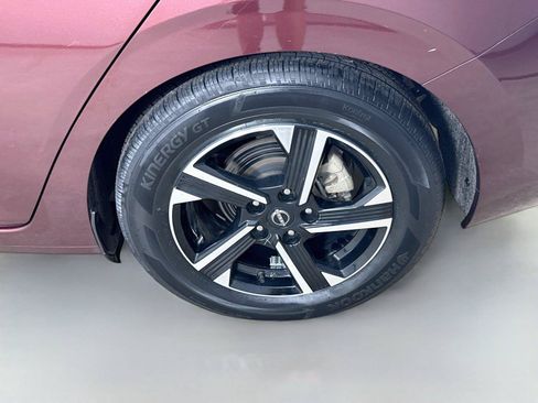 Used 2024 Nissan Sentra SV FWD image 28