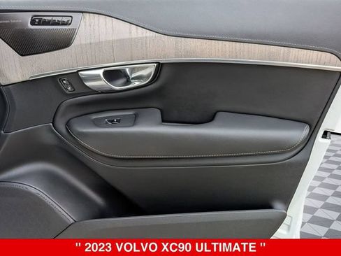 Used 2023 Volvo XC90 B6 Ultimate w/ Protection Package Premier AWD/4WD image 37