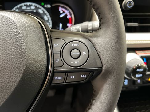 New 2025 Toyota RAV4 XLE w/ Convenience Package image 19