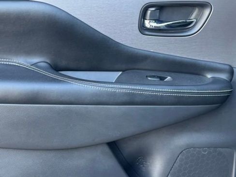 Used 2023 Nissan Murano SV w/ SV Midnight Edition Package image 25