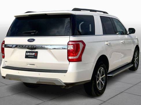 Used 2018 Ford Expedition XLT w/ Equipment Group 202A image 12