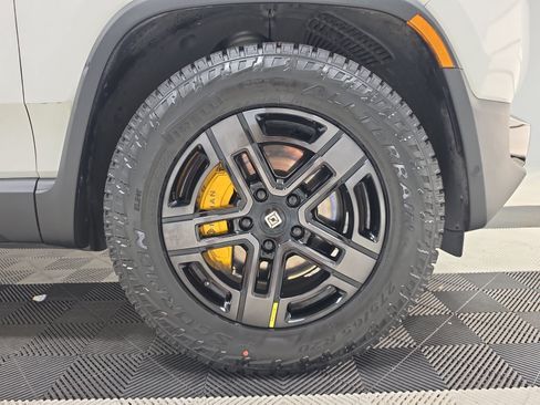 Used 2023 Rivian R1S Adventure Quad AWD/4WD image 11
