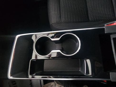 Used 2025 Chevrolet Equinox LT image 27