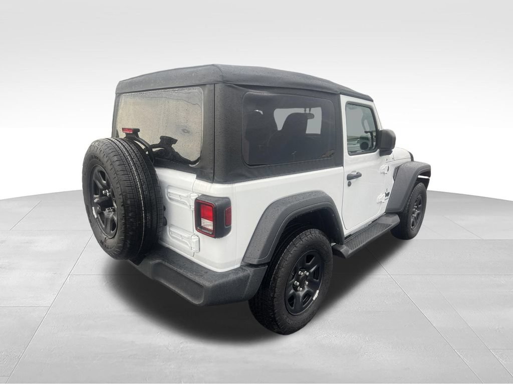 Used 2025 Jeep Wrangler Sport AWD/4WD image 10