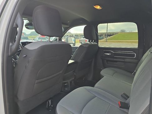 Used 2024 RAM 2500 Big Horn image 10