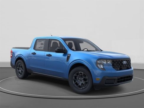 New 2025 Ford Maverick XLT w/ XLT Luxury Package image 7