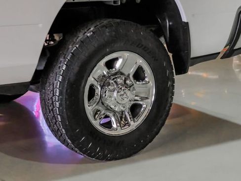 Used 2024 RAM 3500 Tradesman w/ Chrome Appearance Group image 53