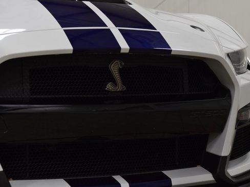 Used 2021 Ford Mustang Shelby GT500 w/ Technology Package image 11