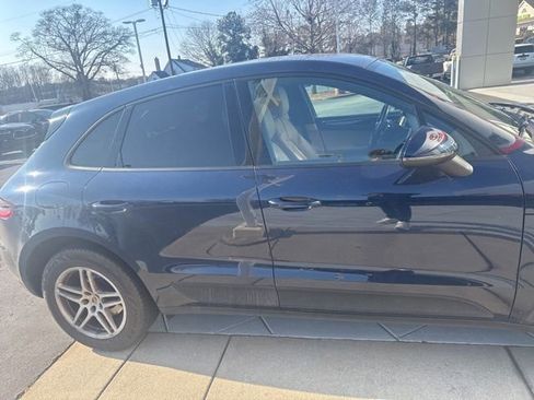 Used 2018 Porsche Macan image 13