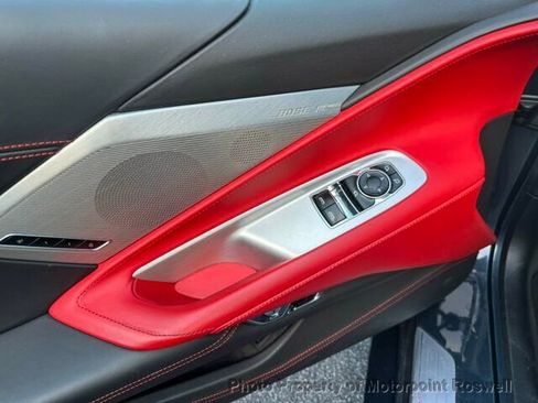 Used 2021 Chevrolet Corvette Stingray Premium Cpe w/ Z51 Performance Package image 31