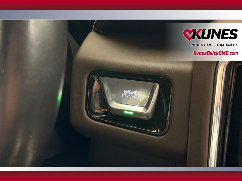 Used 2025 GMC Yukon Denali Ultimate w/ LPO, Floor Liner Package AWD/4WD image 31
