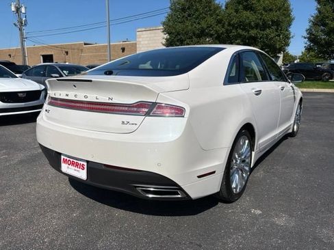Used 2016 Lincoln MKZ AWD w/ Equipment Group 300A Reserve image 5