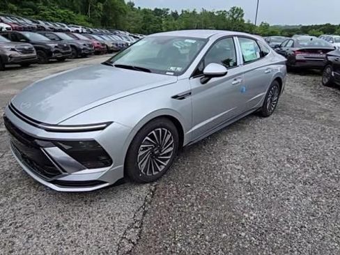 New 2025 Hyundai Sonata SEL image 2