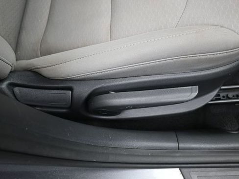 Used 2019 Hyundai Elantra SEL image 26