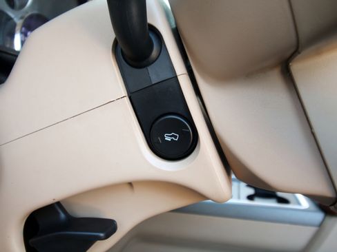 Used 2011 Ford F350 King Ranch w/ FX4 Off Road Pkg image 27