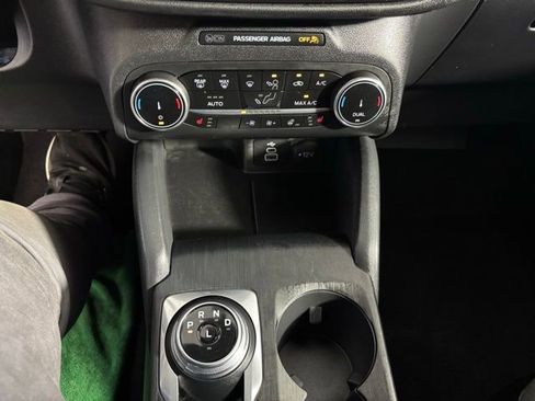 Used 2025 Ford Escape ST-Line Select AWD/4WD image 24
