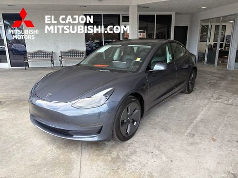 Used 2023 Tesla Model 3 Standard Range RWD image 8