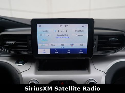 Used 2020 Ford Explorer XLT AWD/4WD image 28
