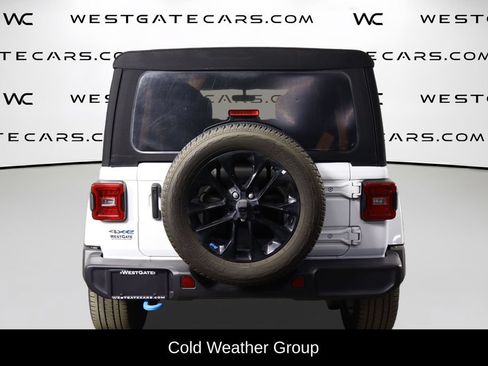 Used 2023 Jeep Wrangler Unlimited Sahara w/ Cold Weather Group AWD/4WD image 4