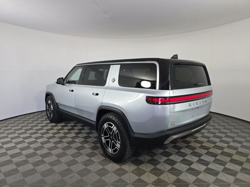 Used 2023 Rivian R1S Launch Edition AWD/4WD image 3