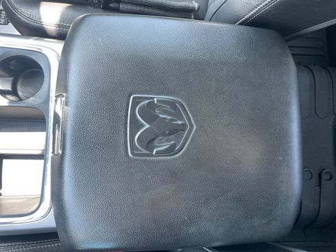 Used 2015 RAM 1500 Laramie w/ Convenience Group AWD/4WD image 17