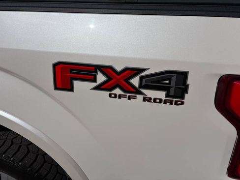 Used 2018 Ford F150 Platinum w/ Technology Package AWD/4WD image 32