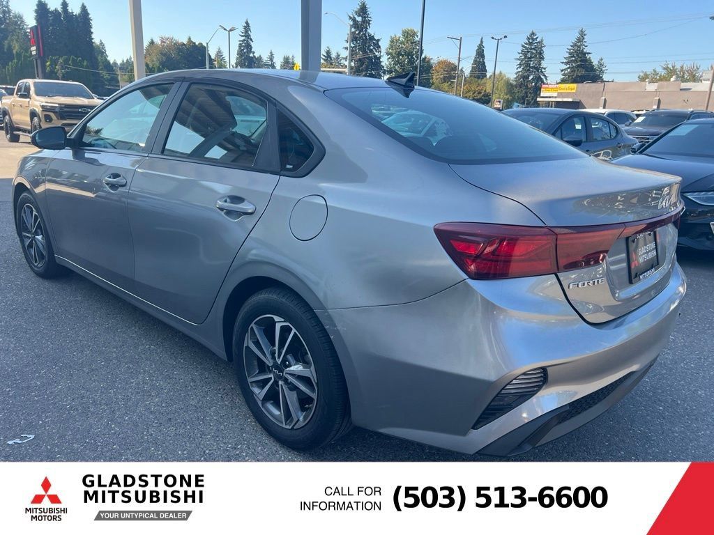 Used 2022 Kia Forte LXS FWD image 6