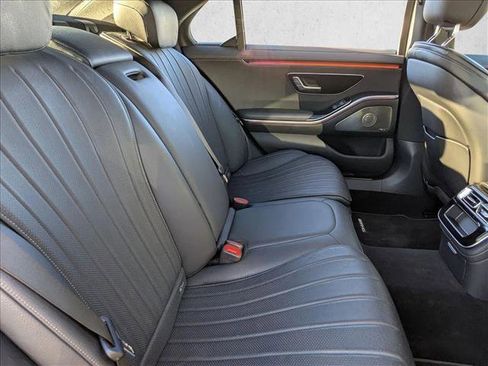 Used 2023 Mercedes-Benz S 580 4MATIC Sedan image 21